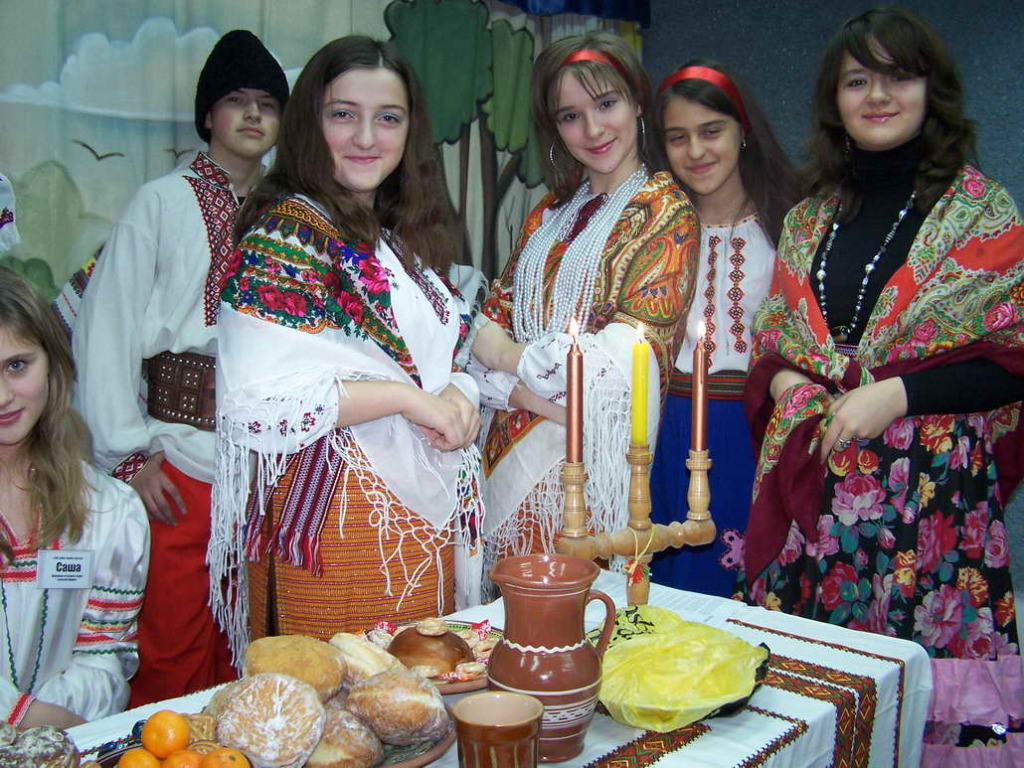 Вечірка в українському стилі